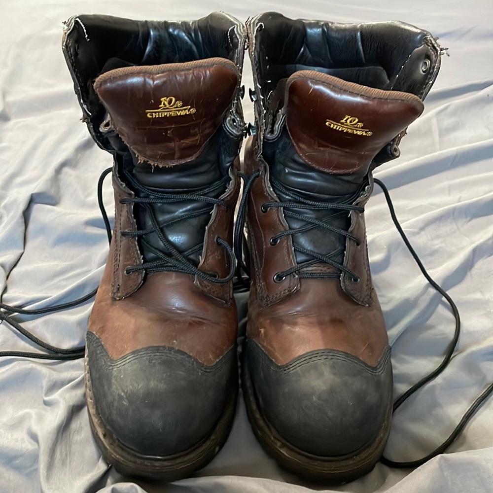 Men’s Chippewa Boots 9 1/2 Wide